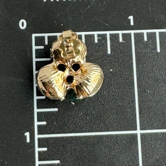 Vintage Avon GV9 Gold Tone Pierced Earrings Ruby Red Glass Stones - Picture 5 of 5